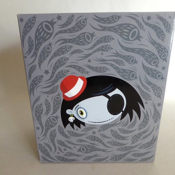 RARE NEW 9” LE 200 2005 OCTOCITY SCARY GIRL PIRATE DESIGNER VINYL FIGURE - Picture 14 of 16